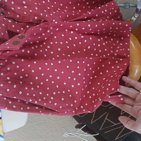 LOFT BRAND NEW SIZE 10 POLKA DOT RED SHORTS 🐞 - Picture 7 of 9